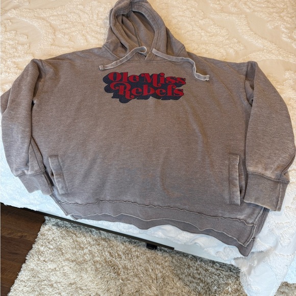 Ole Miss Rebels Gray Oversized Hoodie - Picture 3 of 5